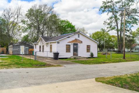 6515 Lloyd Street Houston TX 77022