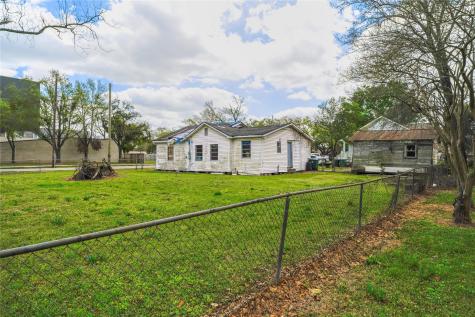 6515 Lloyd Street Houston TX 77022