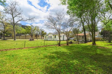 6515 Lloyd Street Houston TX 77022