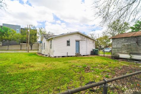 6515 Lloyd Street Houston TX 77022