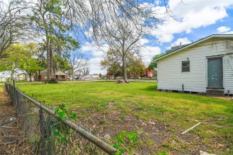 6515 Lloyd Street Houston TX 77022