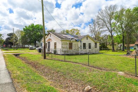 6515 Lloyd Street Houston TX 77022