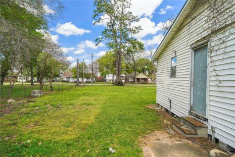 6515 Lloyd Street Houston TX 77022