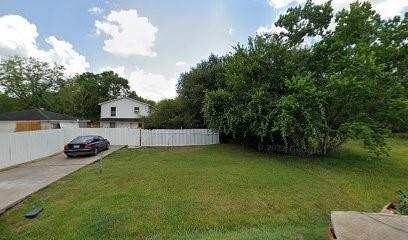 4910 Rue Street Houston TX 77033