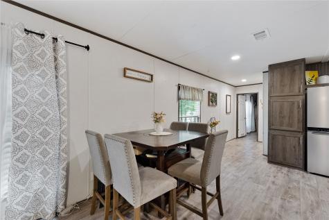 863 Road 5252 Cleveland TX 77327
