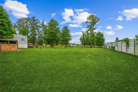 863 Road 5252 Cleveland TX 77327