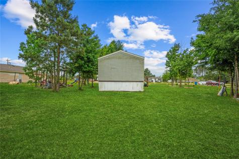 863 Road 5252 Cleveland TX 77327