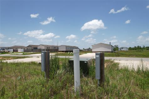 1690 Road 5502 Cleveland TX 77327