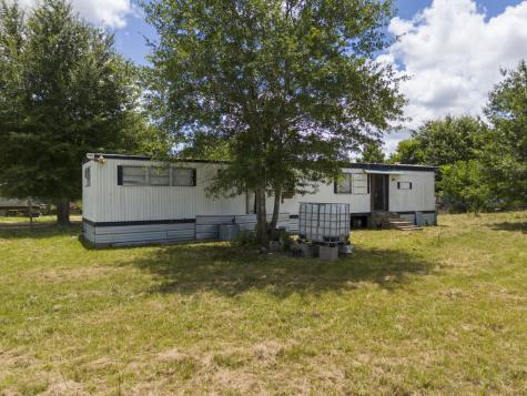 1586 County Road 3542 Cleveland TX 77327