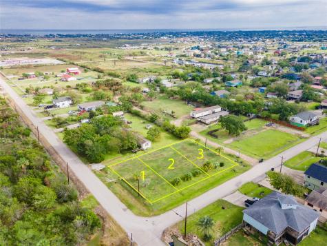 Lot 3 Avenue L Bacliff TX 77518