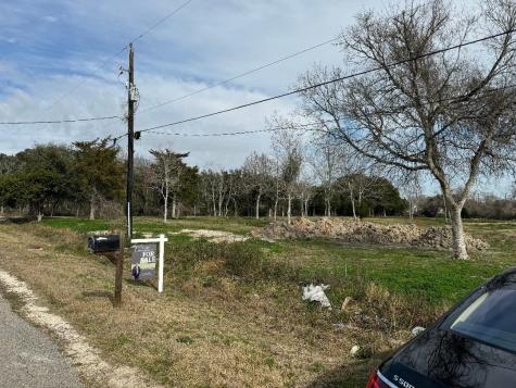 7517 Caldwell Street Hitchcock TX 77563