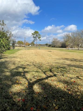 5817 Florida Avenue Hitchcock TX 77563