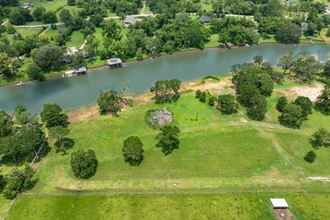 4 County Road 344 Sweeny TX 77480