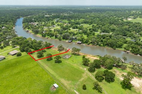 4 County Road 344 Sweeny TX 77480