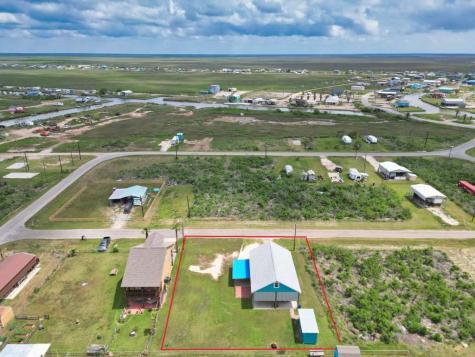 6194 S South Shore Street Sargent TX 77414