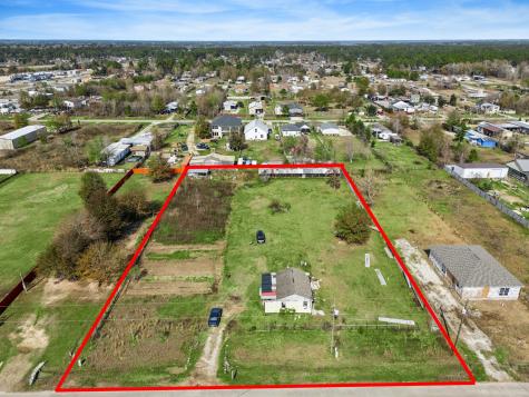 521 County Road 3558 Cleveland TX 77327