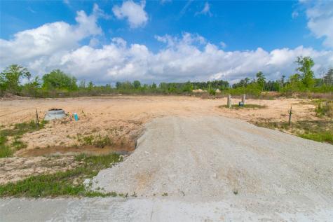 1289 Road 5883 Cleveland TX 77327