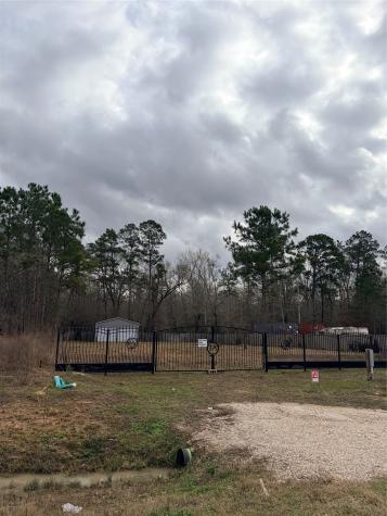 279 & 281 Road 5513 Cleveland TX 77327