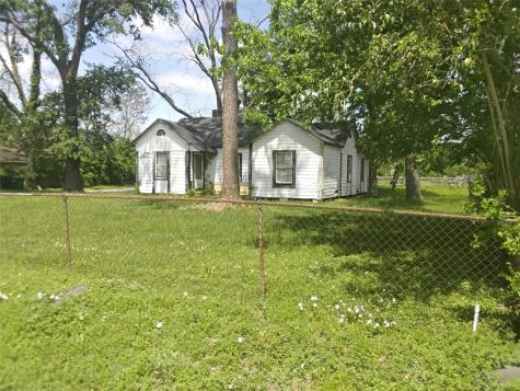 7407 Banyan Street Houston TX 77028