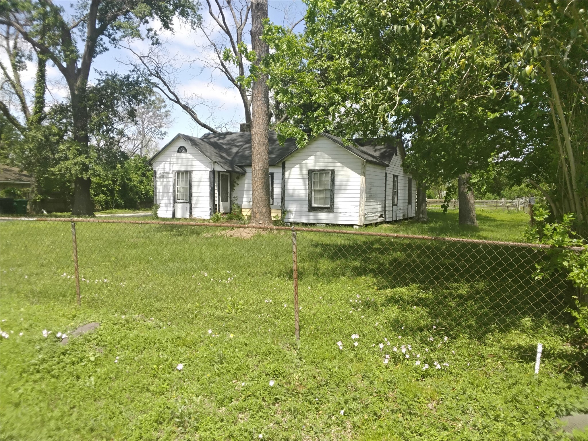 7407 Banyan Street Houston TX 77028