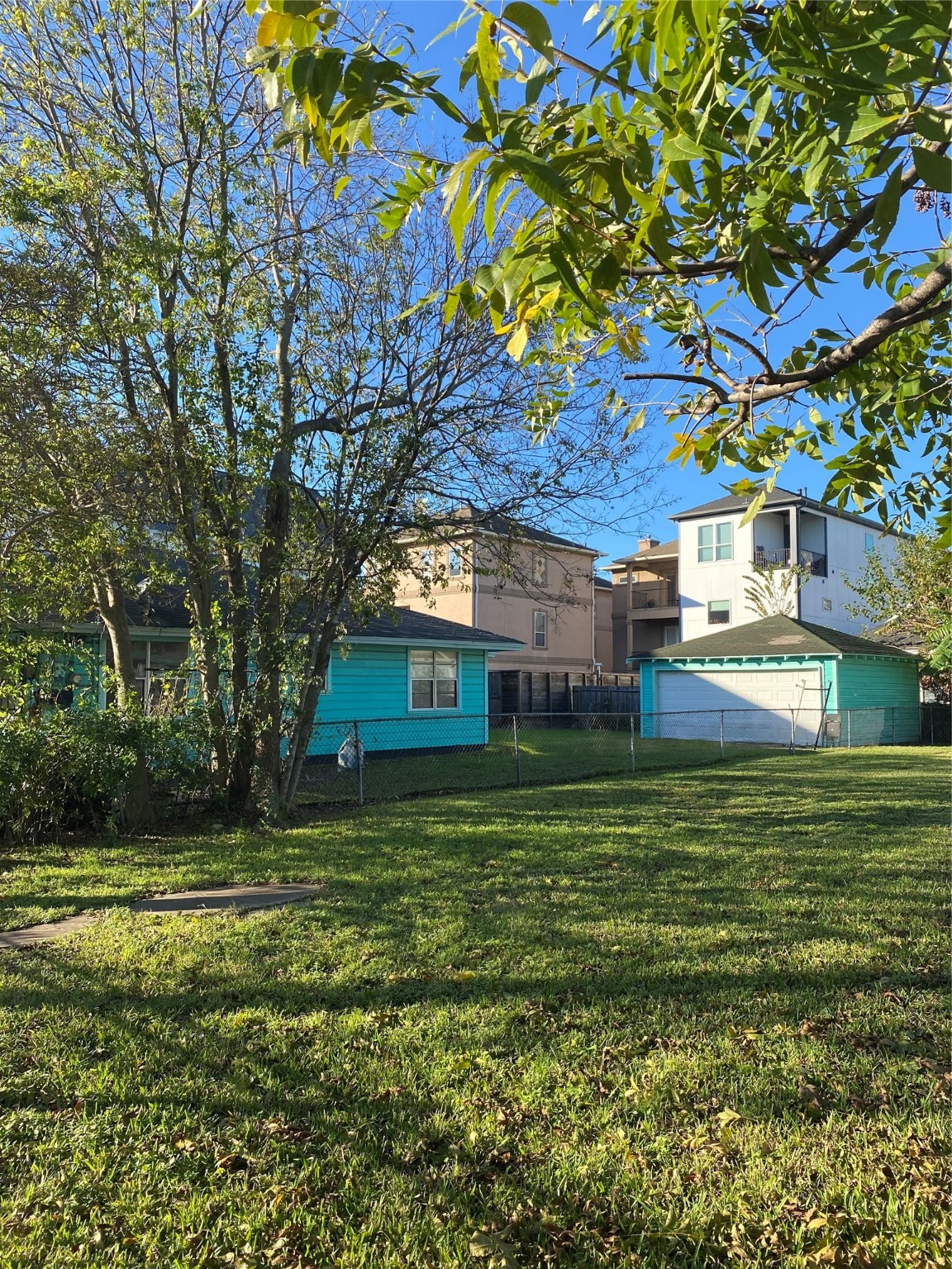 1110 Dart Street Houston TX 77007