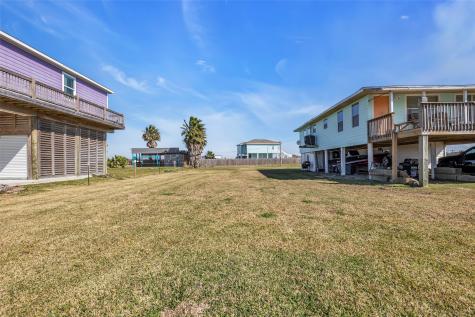 1048 N Crystal Beach Road Port Bolivar TX 77650