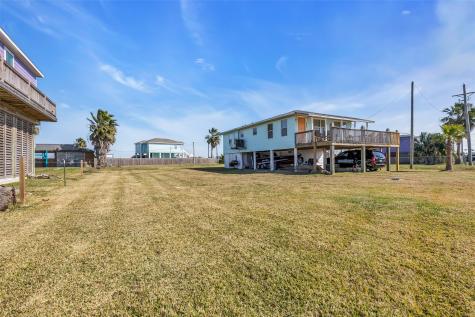 1048 N Crystal Beach Road Port Bolivar TX 77650