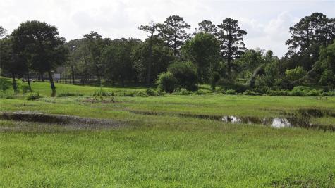4 Bayou Bend Drive Baytown TX 77523