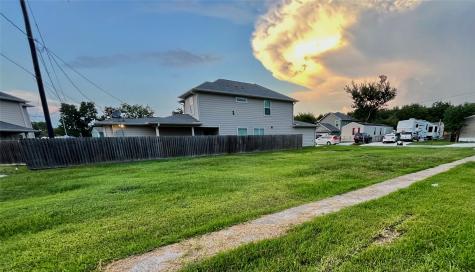 0 Angelfish Cove Baytown TX 77523
