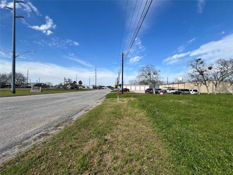 1101 S Mechanic Street El Campo TX 77437