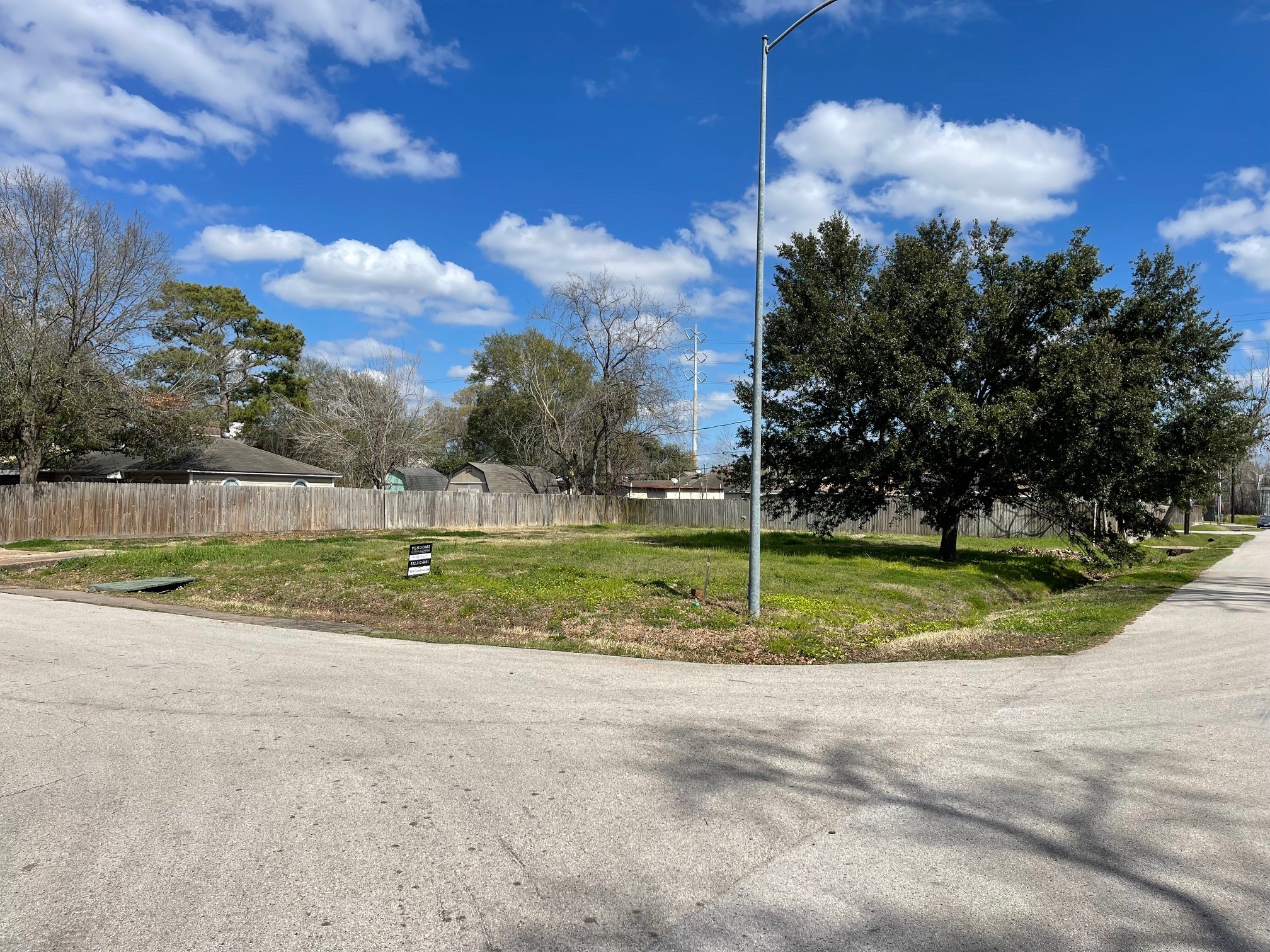 1302 Zora Street Houston TX 77055