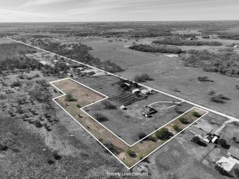 000 Newsom Road Bellville TX 77418