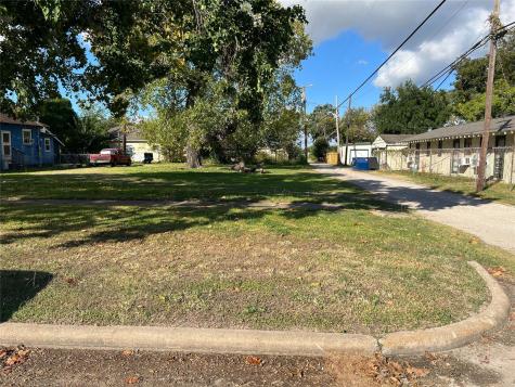 711 Mill King Jr Street Texas City TX 77590