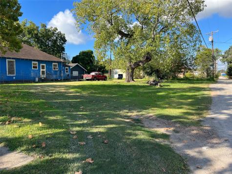 711 Mill King Jr Street Texas City TX 77590