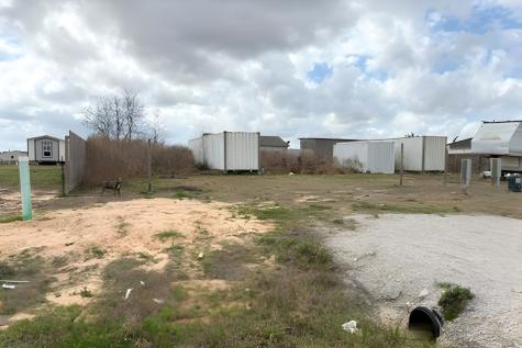 1209 Road 5802 Cleveland TX 77327