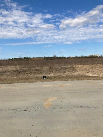 1025 Road 5601 Cleveland TX 77327