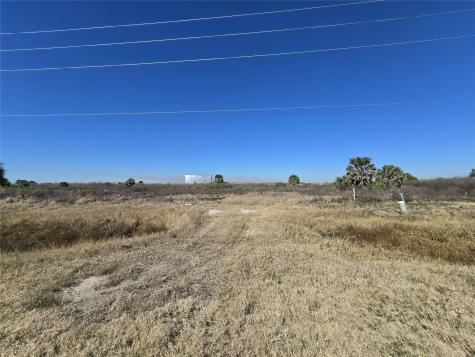 1575 Highway 87 Gilchrist TX 77617