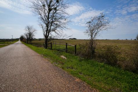 1011 Fm 956 Schulenburg TX 78956