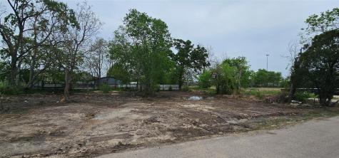1315 Neyland Street Houston TX 77022