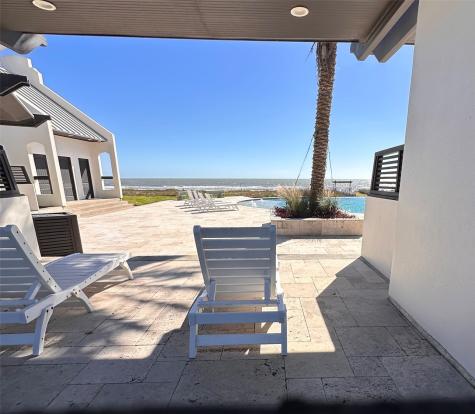 410 Seagrass Gilchrist TX 77617