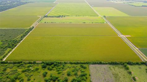 000 County Road 384 Louise TX 77455