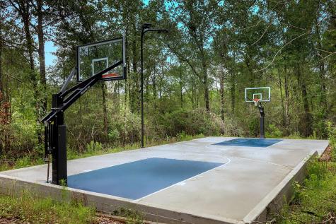 23514 Saratoga Woods Drive Montgomery TX 77316