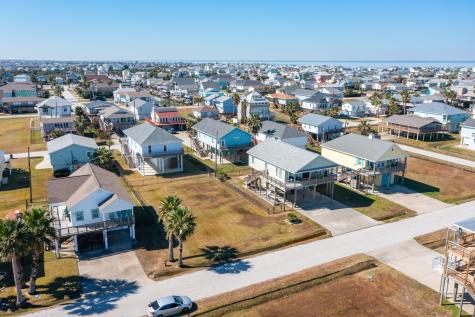4130 Grayson Drive Galveston TX 77554
