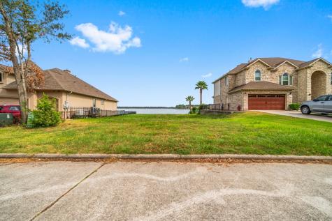 8826 Cross Country Drive Houston TX 77346