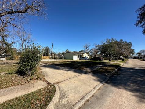 3919 Zephyr Street Houston TX 77021