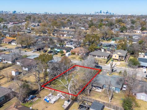 5758 Belcrest Street Houston TX 77033