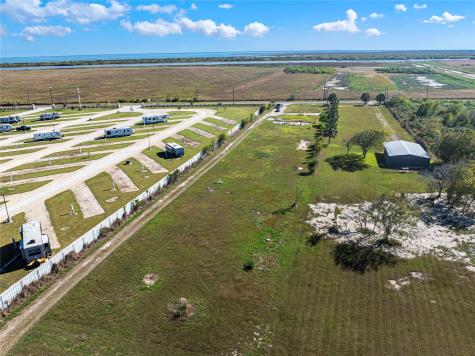 399 S Gulf Road Matagorda TX 77457