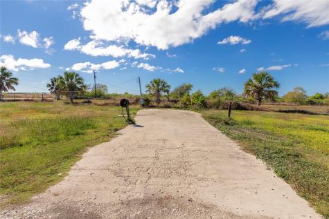 399 S Gulf Road Matagorda TX 77457