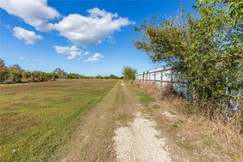 399 S Gulf Road Matagorda TX 77457