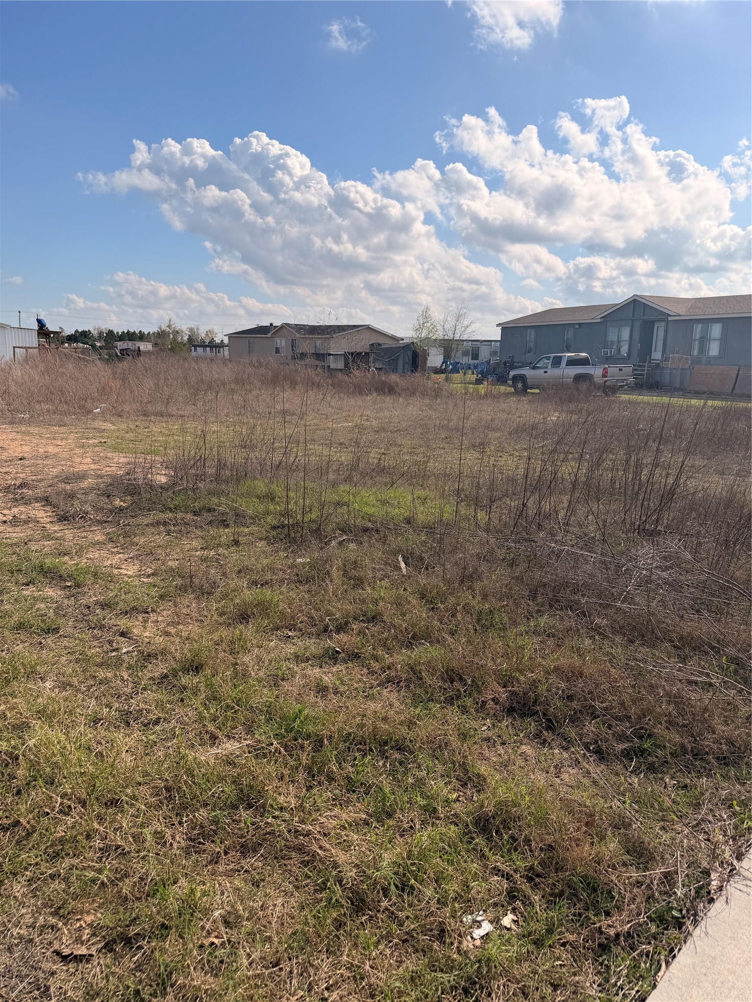 757 Road 57071 Cleveland TX 77327